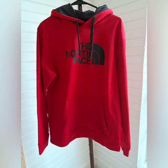 The North Face Men's Bold Red Hoodie - Picture 1 of 3